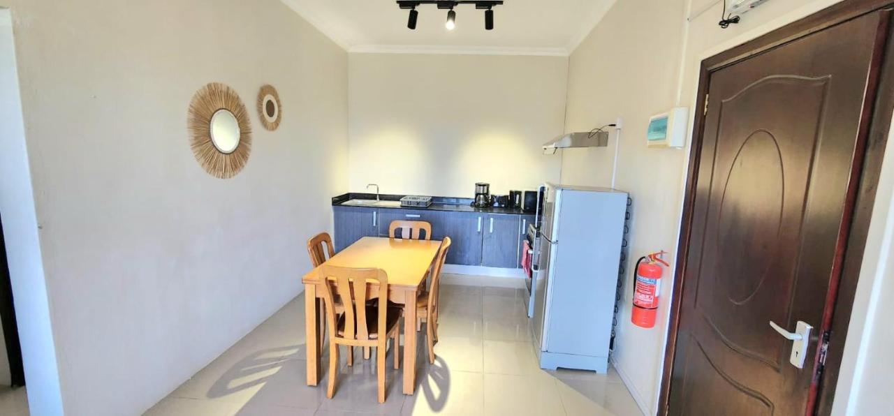 Number 7, 2Nd Floor, Pebble Bay Apartments With Garden View Grand Bay Luaran gambar